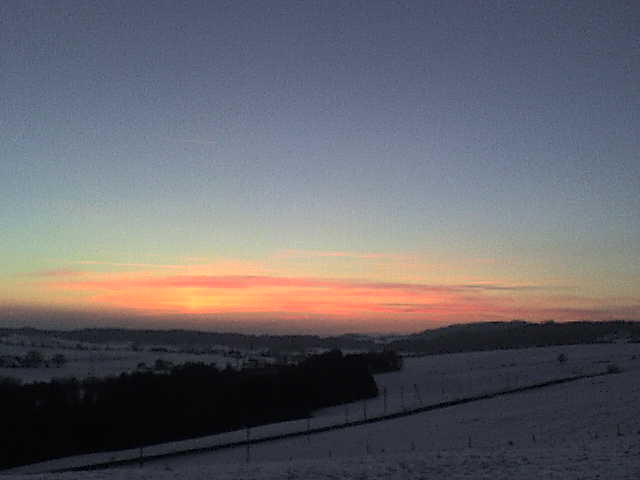 Sonnenuntergang bei Riedern/Frauenkappelen, Januar 2011